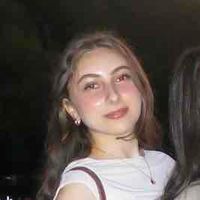phoebe b profile picture