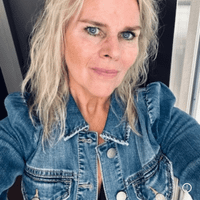 Suzie Peterson profile picture