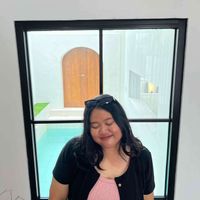 Veronica Pamekasari profile picture