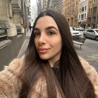 Merce Guzman | @mercemandez profile picture