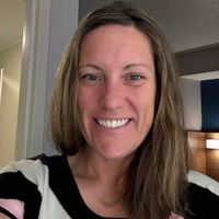 Becky Thomas profile picture