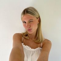 Eve B profile picture