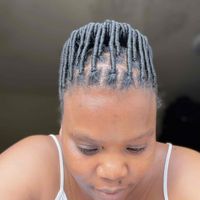 Nandi Valerie Ndlovu profile picture