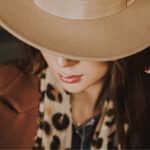 Julie Y profile picture