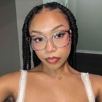 Shanaya’s Things 💌 profile picture
