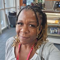 TaMuriele Stapleton profile picture