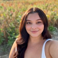 Aura Pineda profile picture