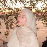 Shabrina Putri Riyanto profile picture