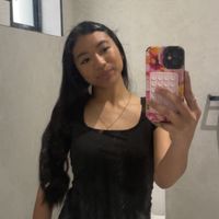 Angela profile picture