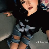 Una Embeli profile picture