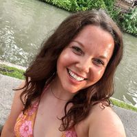 Chloe Porter profile picture