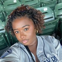 Essynce Underwood profile picture