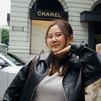 Cristine Maraviles profile picture