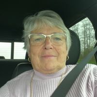 Elizabeth Vanden Beukel profile picture