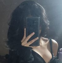 Jiji 🫧 | Your Fashion and Makeup Bestie! profile picture