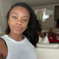 Lizzy Brooks profile picture