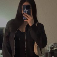 liz profile picture