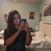 ari elizabeth profile picture