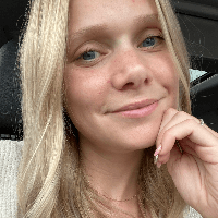 Emily Colborne profile picture