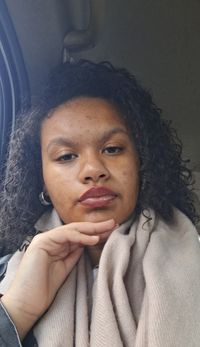 Zoë Barlow profile picture