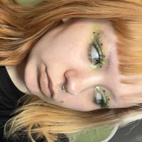 izzy w profile picture