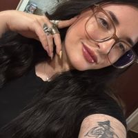 Elizabeth Miller profile picture