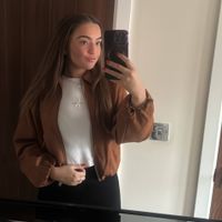 Lucy Johnson profile picture