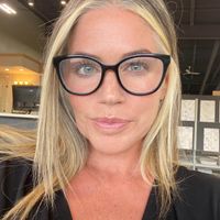 Mären Bergstrom profile picture