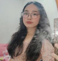 Ella profile picture