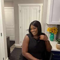Elizabeth Olaniyi-Enibe profile picture