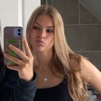Farah Tew profile picture