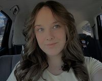 Elizabeth Hinton profile picture