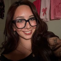 Andrea profile picture