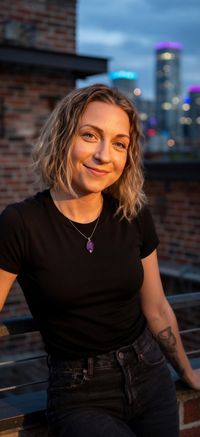 Rianne May profile picture