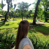 em profile picture