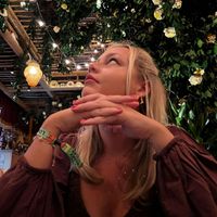 Holly Elisha profile picture