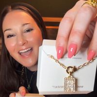 Nora ✨ profile picture