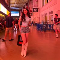 Bri Repetto profile picture