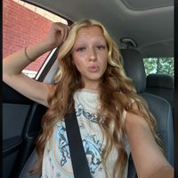 Ally Crow profile picture