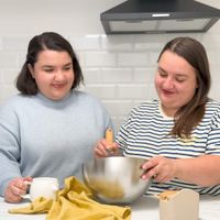 Simona & Cristina Rosano (The Spaghetti Sisterhood) profile picture