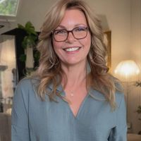 Lori Ballen profile picture