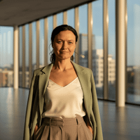 Rebecca | Side Hustles & Passive Income for Moms profile picture