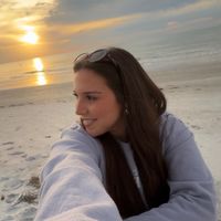 Claire Cable profile picture