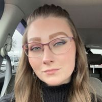 Randi C profile picture