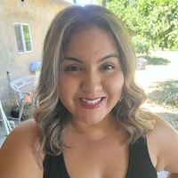 Christina Rosales profile picture