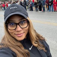 Elle Busy Gallivanting profile picture