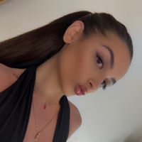 Mia profile picture