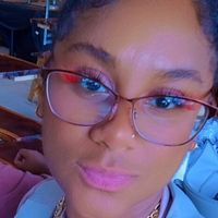 Deztiney West profile picture