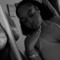 Sharell🪷 profile picture