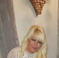 Bev Fry profile picture